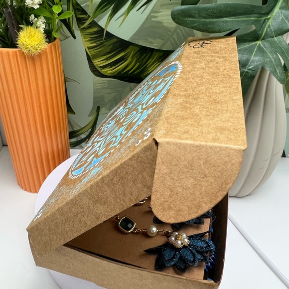 Bohemian Chic Jewelry Gift Set with Hand Painted Box - Unique Christmas Gift Box - Picture 13 of 16